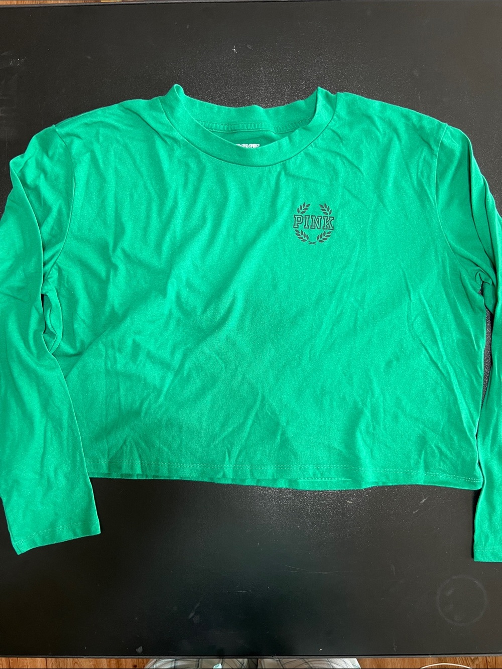 PINK Victoria's Secret Teal Green Long-Sleeve Cropped Tee